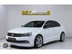 BEY MOTORS'DAN**330.000TL PEŞİN ELDEN SENET**2015 JETTA 1.6 TDİ