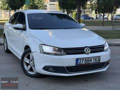 BAY-CAR'dan 2013 MODEL VW JETTA 1.6 TDİ DSG COMFORTLİNE