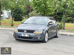 2011 WOLKSWAGEN JETTA 1.6 TDİ OTOMATİK ÖZEL PLAKA (06YGT50)