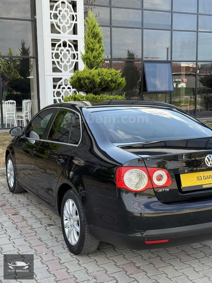 2011 JETTA 1.6 TDİ DSG COMFORTLİNE DEĞİŞENSİZ 183.000 KM 6