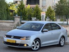 2013 DİZEL OTOMATİK JETTA 205.xxx KM FIRSAT ARACI