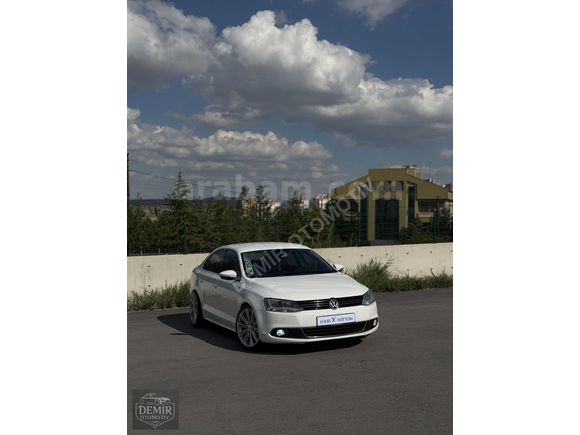DEMİR OTOMOTİVDEN 2014 MODEL 1 PARÇA BOYALI JETTA