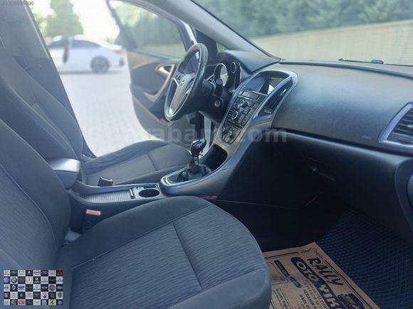 ERDEM AUTO'DAN 1.3 CDTI ASTA J KASA SUNROOF
