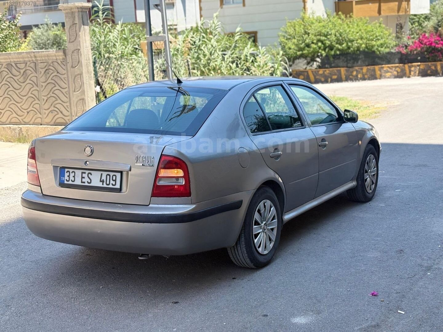 Galeriden Skoda Octavia 1.6 Tour 2008 Model Mersin 327.000 km Gri 4