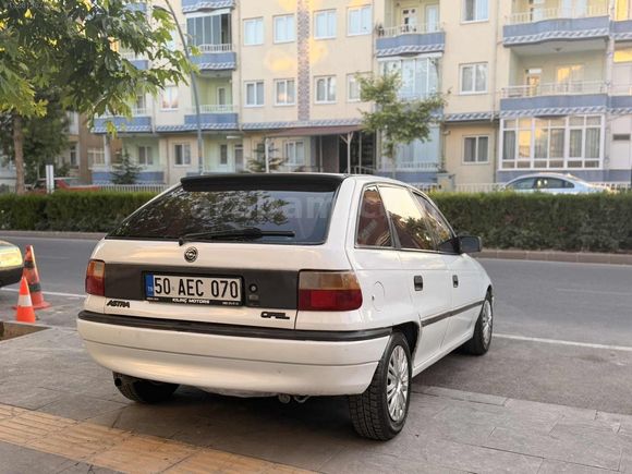 OPEL ASTRA GL 1,4 KASA KONDİSYONU GÜZEL MASRAFSIZ