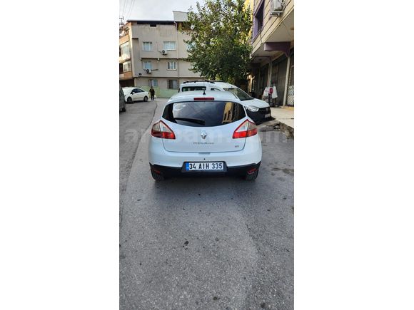 Sahibinden Renault Megane 1.5 dCi Privilege 2011 Model İzmir
