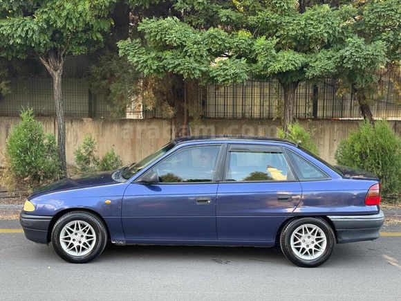 MAKYAJLI KASA SIFIR MOTOR GÜNEŞ YANIKSIZ