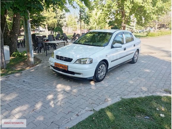 ÖZEVCİ OTOMOTİV'DEN ORİJİNAL OPEL ASTRA...