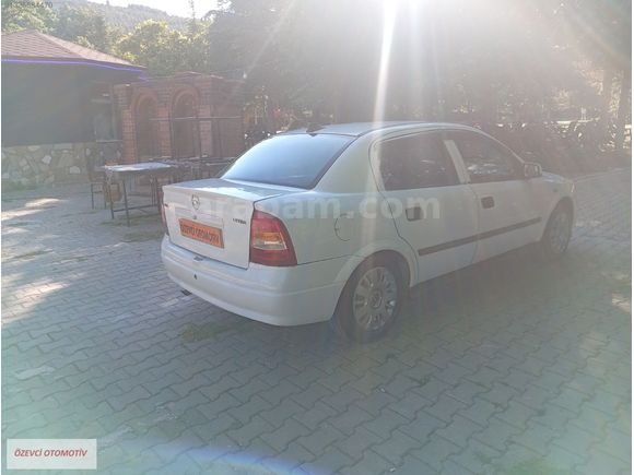 ÖZEVCİ OTOMOTİV'DEN ORİJİNAL OPEL ASTRA...