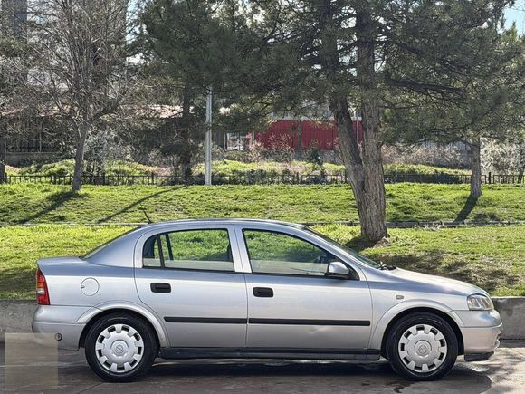 2000 ASTRA 1.4 KLİMA LPG 250 BN KM SEDAN FULL BAKIMLI