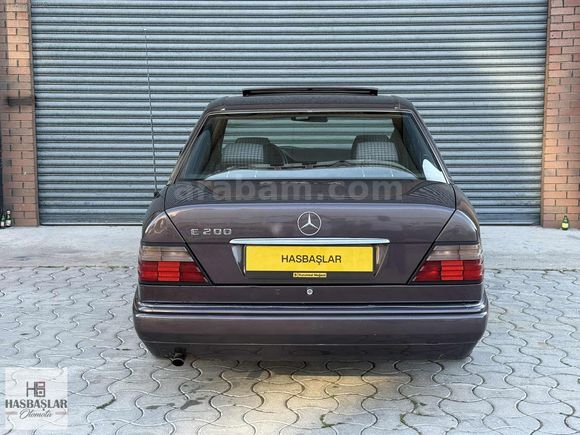 DEĞİŞENSİZ MERCEDES BENZ E200 MANUEL YEŞİL MOTOR 1995 MODEL