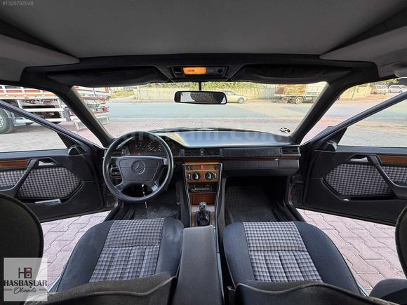 DEĞİŞENSİZ MERCEDES BENZ E200 MANUEL YEŞİL MOTOR 1995 MODEL