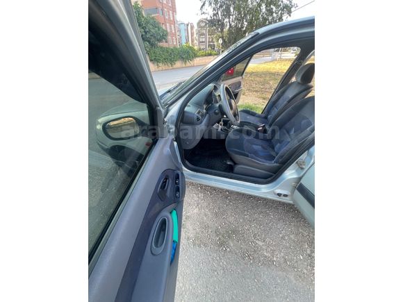 Sahibinden Renault Clio 1.6 RTE 1999 Model
