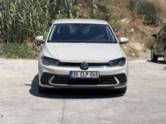 2025 ÇIKIŞLI 22BİN KİLOMETREDE GARANTİLİ TERTEMİZ OTOMATİK POLO