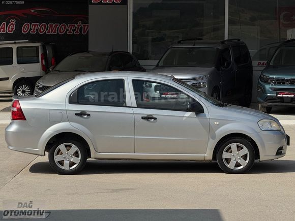 TEMİZ KULLANILMIŞ BAKIMLI 1.4 16V KLİMALI