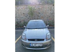 Sahibinden Ford Fiesta 1.4 Comfort 2004 Model  285.000 km Gri (metalik)