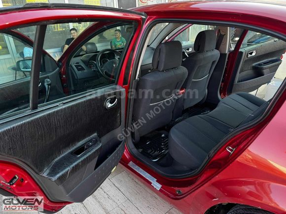 /// 2004 MODEL+1.5 DCI RENAULT MEGANE DYNAMİQUE+MASRAFSIZ+TEMİZ