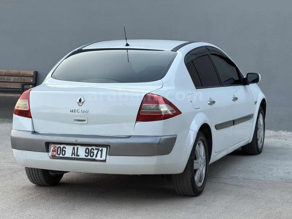 HATASIZ AYARINDA 2005 1.5DCİ SUNROFLU