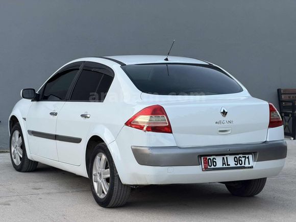 HATASIZ AYARINDA 2005 1.5DCİ SUNROFLU