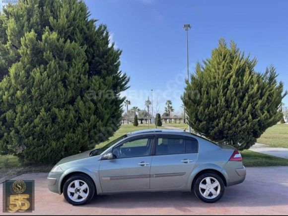 S55 Motors'dan 2004 Megane Dinamik Sanrooflu Tecno paket