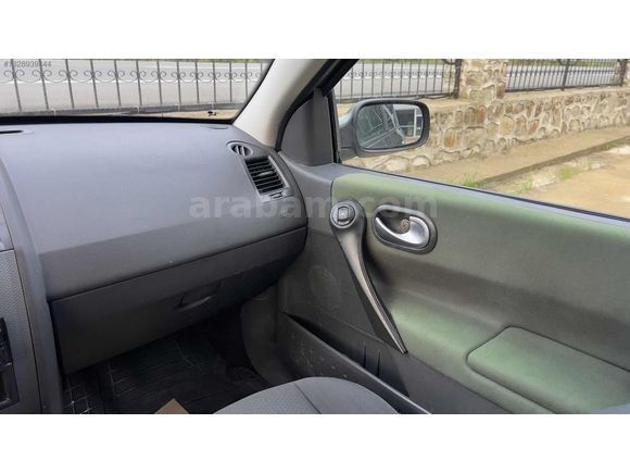ASAS AUTO'dan 2005 model 1.5 dci dynamigue