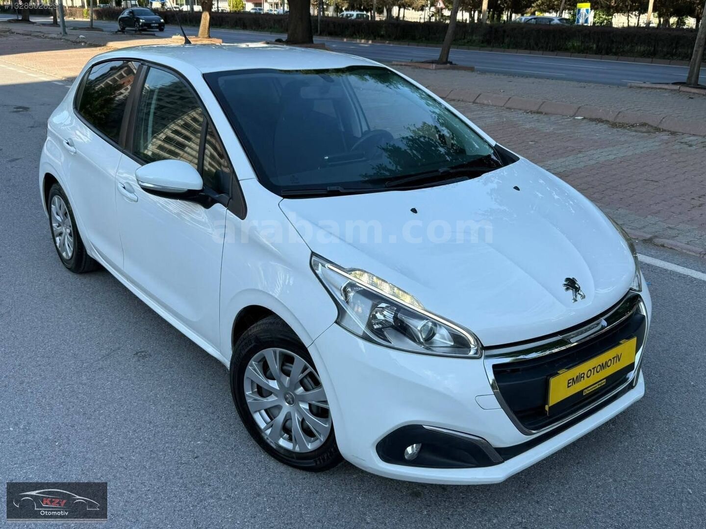 Galeriden Peugeot 208 1.2 PureTech Active 2018 Model Kayseri 49.000 km Beyaz 3