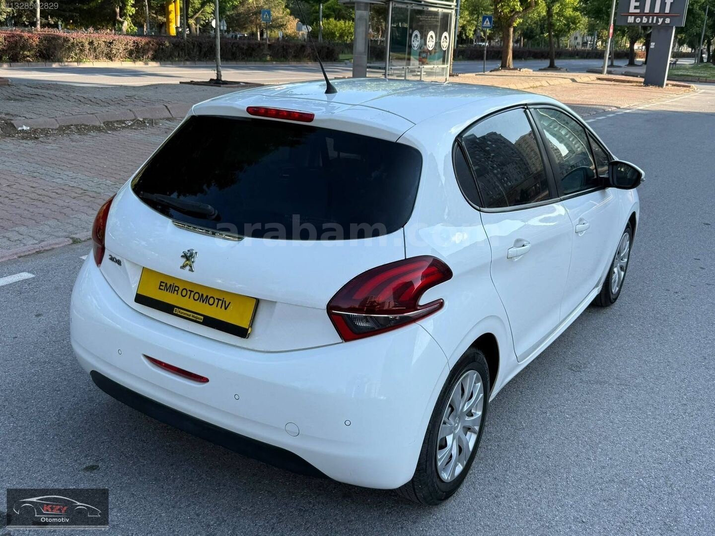Galeriden Peugeot 208 1.2 PureTech Active 2018 Model Kayseri 49.000 km Beyaz 6