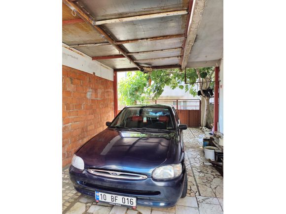 Sahibinden Ford Escort 1.6 CLX 1996 Model