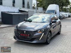 PEUGEOT 208 ALLURE SELECTİON HATASIZ BOYASIZ..