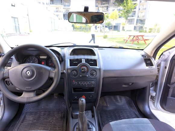 Galeriden Renault Megane 1.4 Authentique 2008 Model Bursa i