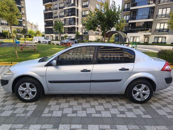 Galeriden Renault Megane 1.4 Authentique 2008 Model Bursa i