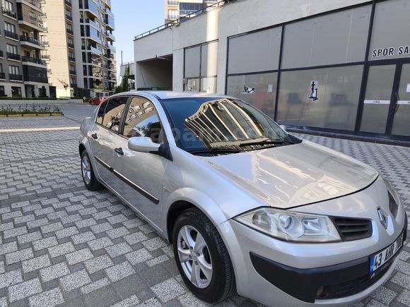 Galeriden Renault Megane 1.4 Authentique 2008 Model Bursa i
