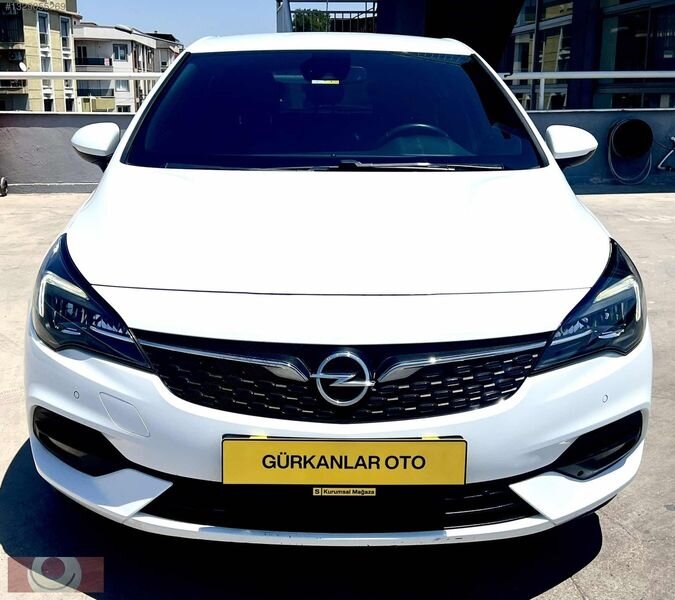 Galeriden Opel Astra 1.4 T GS Line 2020 Model İzmir 133.000 km Beyaz