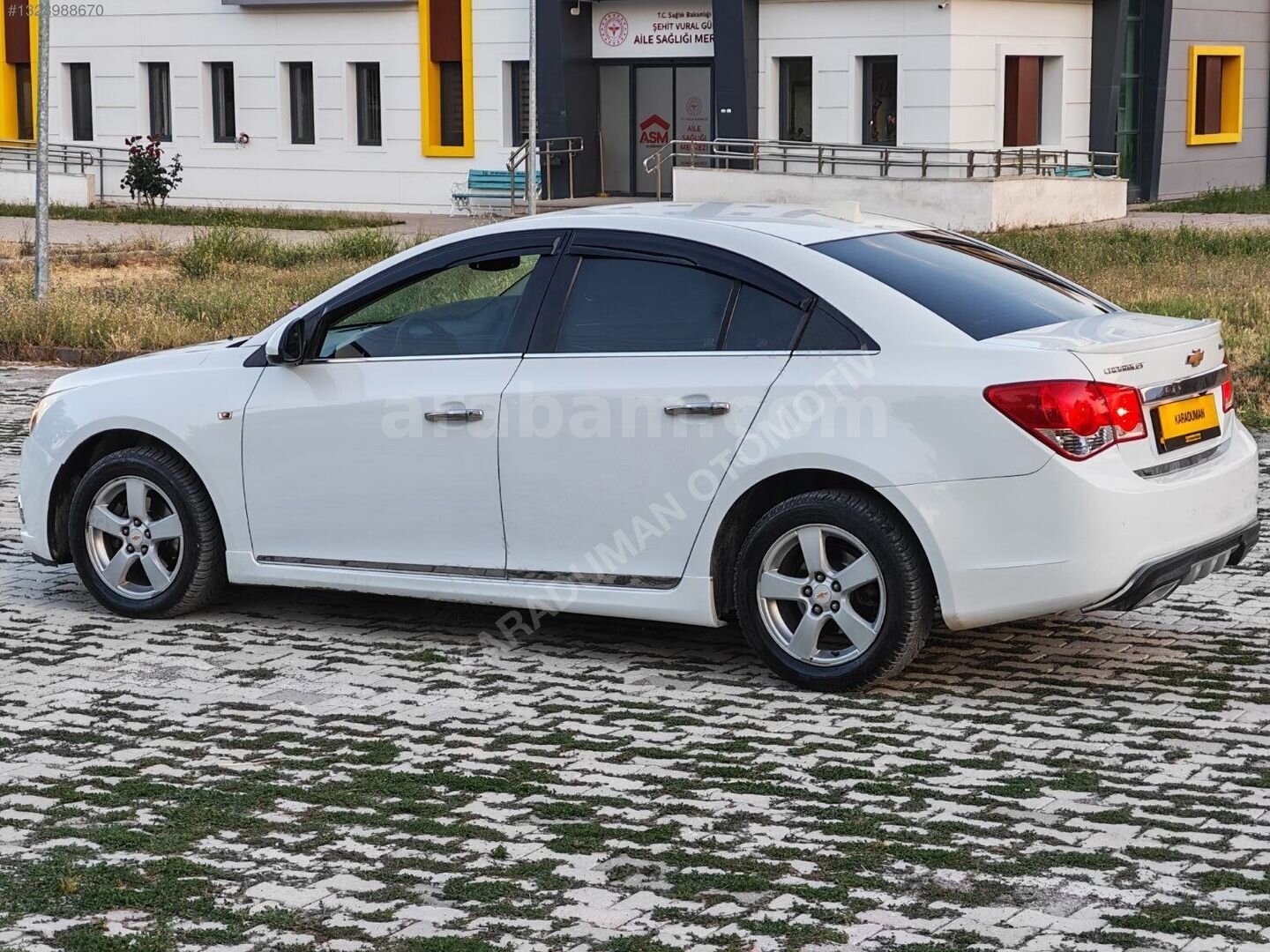 Galeriden Chevrolet Cruze 1.6 LS 2011 Model Amasya 204.000 km Beyaz 5