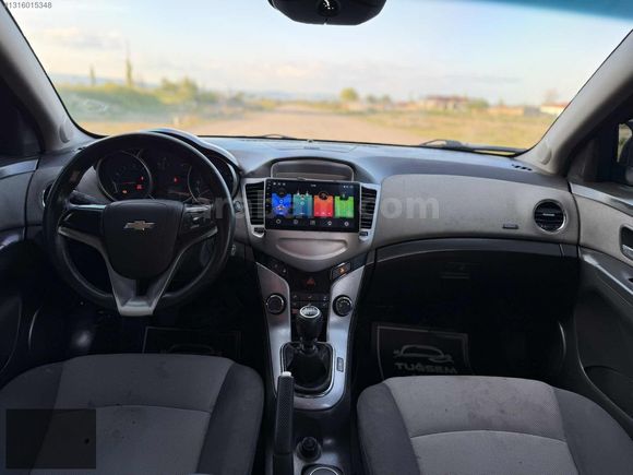 TUĞSEM AUTO"DAN CHEVROLET CRUZE BAKIMLI SORUNSUZ