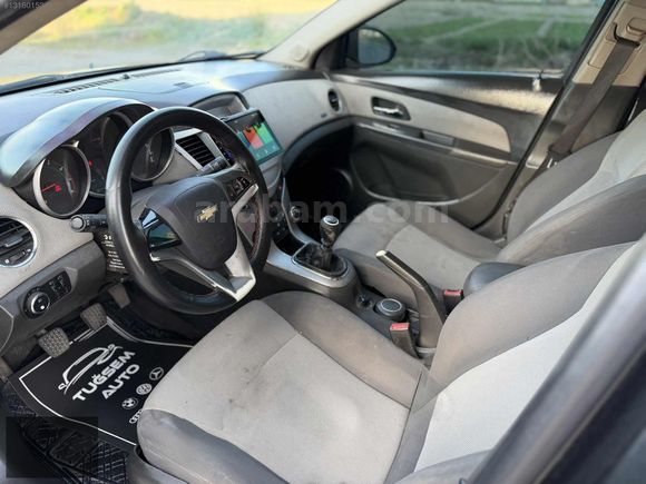 TUĞSEM AUTO"DAN CHEVROLET CRUZE BAKIMLI SORUNSUZ