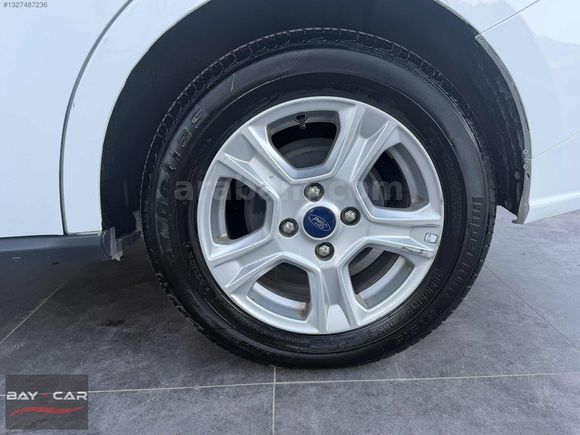 BAY-CAR'dan 2023 MODEL FORD COURİER DELUXE+DÜSÜK KM