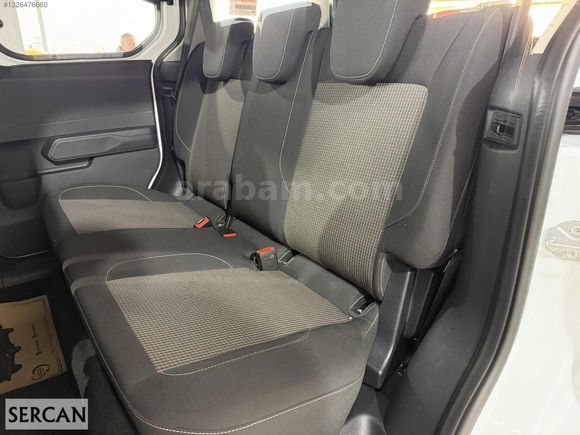 //BOYASIZ/HATASIZ//22.000KM//2025 FORD COURİER//DELUXE/%20 KDVLİ