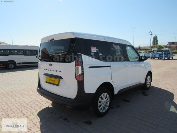 BÜYÜKSOYLU'DAN 2025 TOURNEO COURİER 1.5 ECOBLUE DELUXE 100 HP