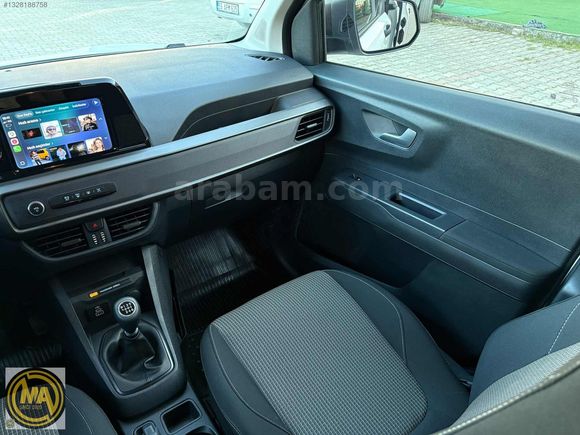 | ÖZGÜVEN | FORD COURİER 1.5 ECOBLUE DELUXE BOYASIZ HATASIZ