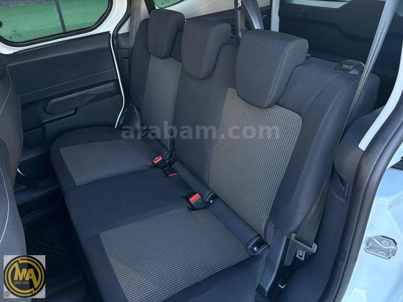 | ÖZGÜVEN | FORD COURİER 1.5 ECOBLUE DELUXE BOYASIZ HATASIZ
