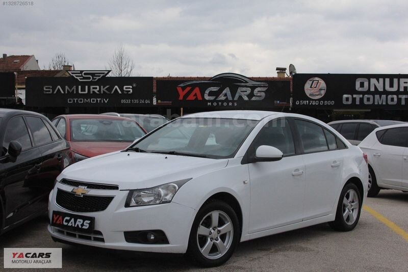 Galeriden Chevrolet Cruze 1.6 LS Plus 2010 Model Bolu 176.000 km Beyaz