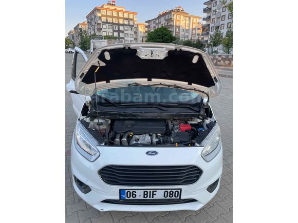 Sahibinden Ford Tourneo Courier 1.5 TDCi Titanium Plus 2018 Model 