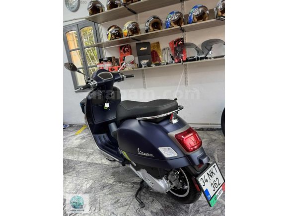 AKAN MOTOR DAN DÜŞÜK KM Lİ VESPA GTS SÜPERTECH