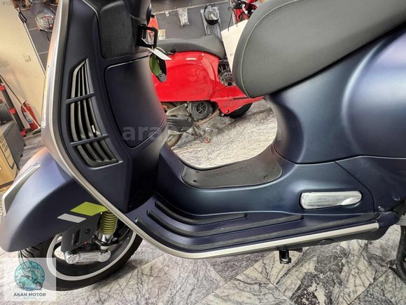 AKAN MOTOR DAN DÜŞÜK KM Lİ VESPA GTS SÜPERTECH