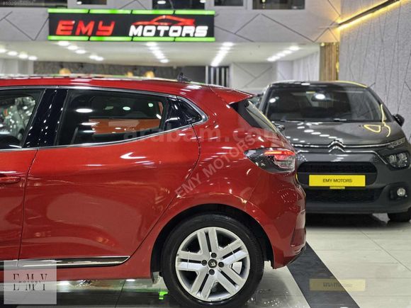 EMY MOTORSTAN FULL BAKIMLI 2023 CLİO EVOLUTİON 1,19KREDİ İMKANİ*