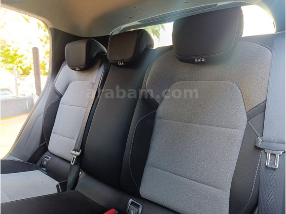 2024 RENAULT CLİO 1.0 TCE EVOLATİON*ÇELİK JANT DEĞİŞENSİZ İLK EL