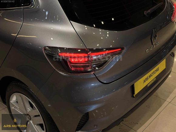 *ARS*2023 CLİO 1.0 TCE EVOLUTİON 90 HP LASMAN RENK 76.000 KMDE