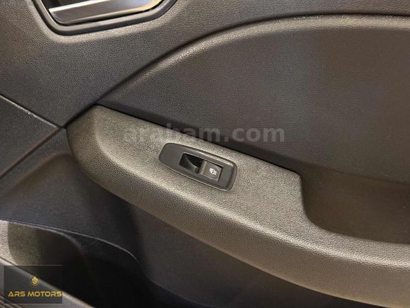 *ARS*2023 CLİO 1.0 TCE EVOLUTİON 90 HP LASMAN RENK 76.000 KMDE