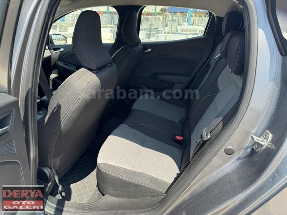 2025 RENAULT CLIO 1.0 TCE EVOLUTİON GSR2 OTOMATİK 33.000 KM'DE